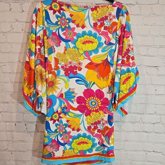 Trina Turk Fontaine Beach Tunic Cover Up NWT - Picture 8 of 11